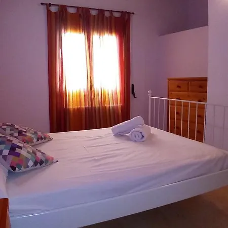 Апартаменты Flatsandrooms Los Arcos