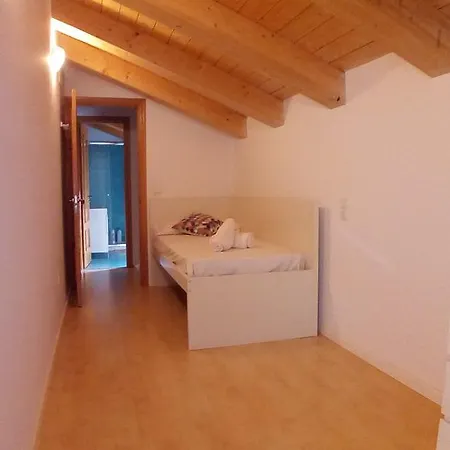 Апартаменты Flatsandrooms Los Arcos